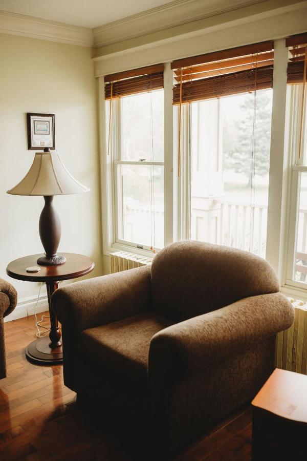 Carriage House Inn Four&a Half Stars Grand Falls Windsor Exterior foto
