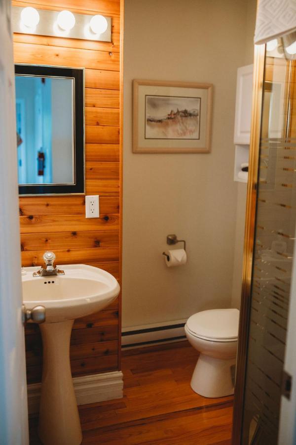 Carriage House Inn Four&a Half Stars Grand Falls Windsor Exterior foto